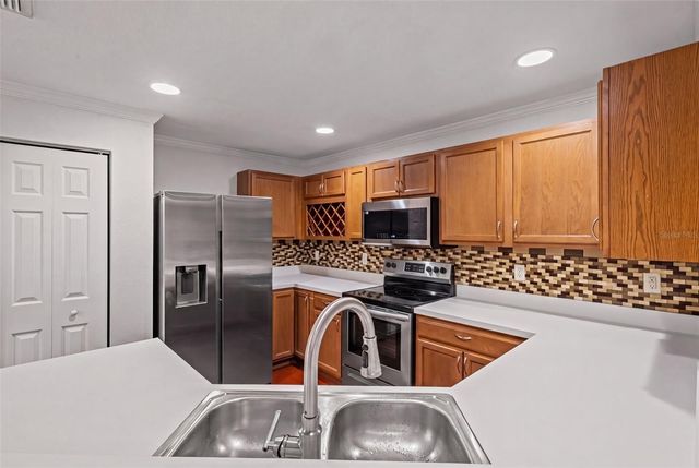 2972 ROYAL TUSCAN LANE, Valrico, FL 33594