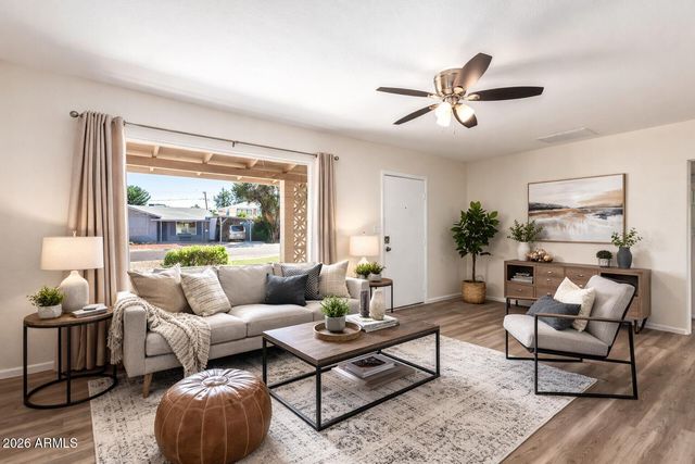 4016 E INDIANOLA Avenue, Phoenix, AZ 85018