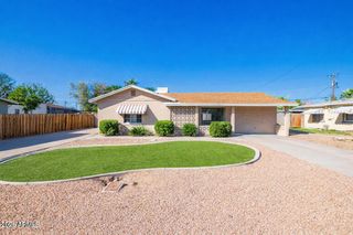 4016 E INDIANOLA Avenue, Phoenix, AZ 85018