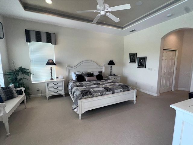 194 MONTELLUNA DRIVE, Nokomis, FL 34275