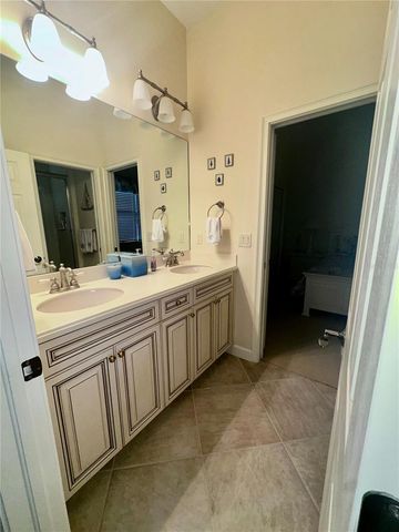194 MONTELLUNA DRIVE, Nokomis, FL 34275
