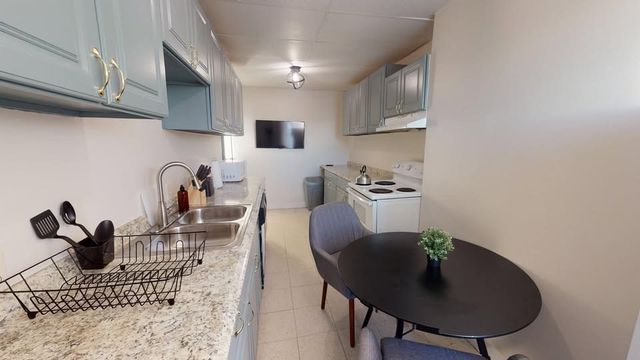 7 Linden 4, Boston, MA 02134