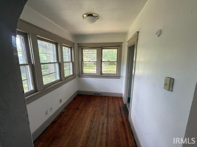 1922 Leer Street, South Bend, IN 46613