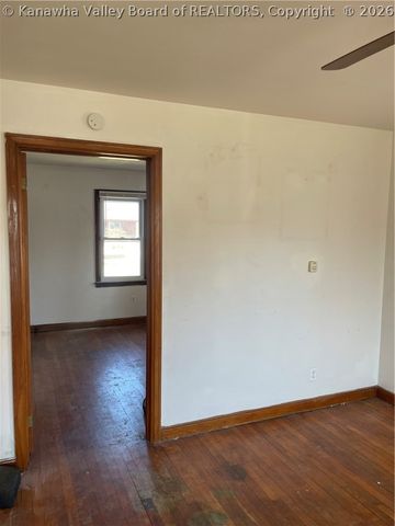 521 21st Street, Dunbar, WV 25064