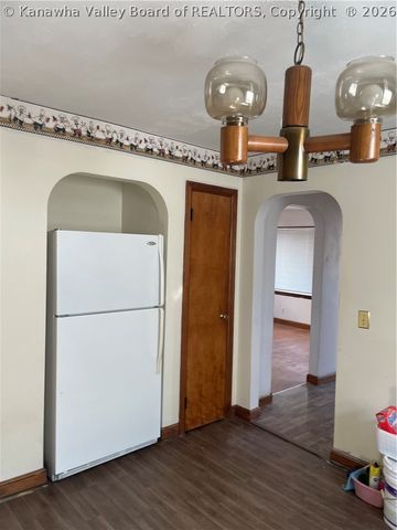 521 21st Street, Dunbar, WV 25064