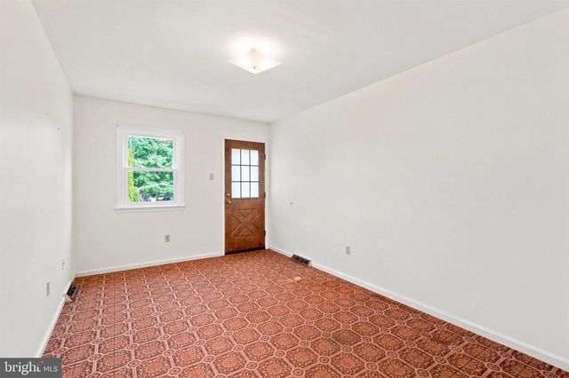 2029 HOFFMANSVILLE RD, Frederick, PA 19435