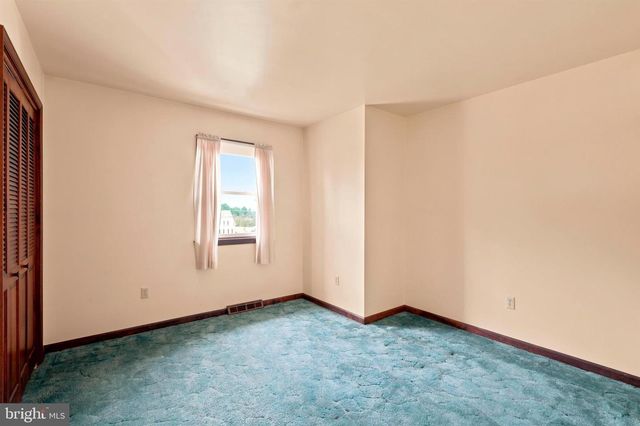 2029 HOFFMANSVILLE RD, Frederick, PA 19435