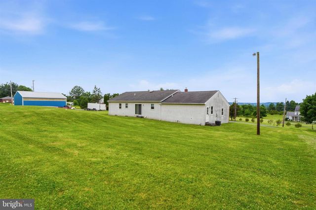 2029 HOFFMANSVILLE RD, Frederick, PA 19435