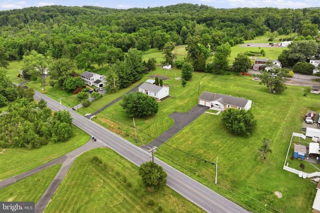 2029 HOFFMANSVILLE RD, Frederick, PA 19435