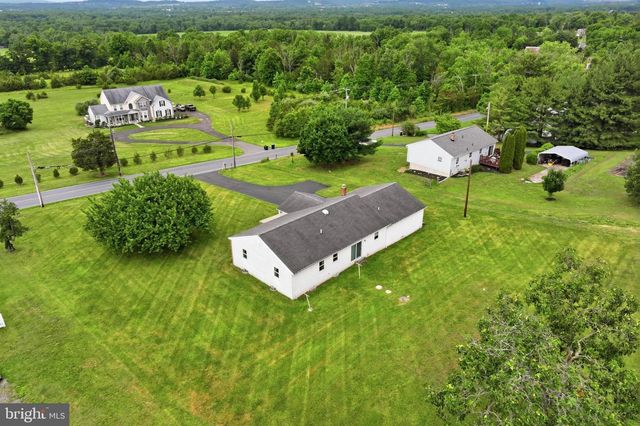 2029 HOFFMANSVILLE RD, Frederick, PA 19435