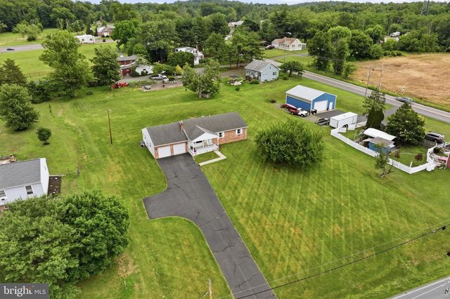 2029 HOFFMANSVILLE RD, Frederick, PA 19435