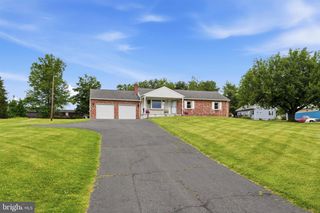 2029 HOFFMANSVILLE RD, Frederick, PA 19435