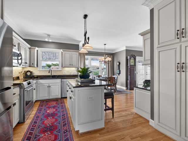 9450 Foothills Ct, Brentwood, TN 37027