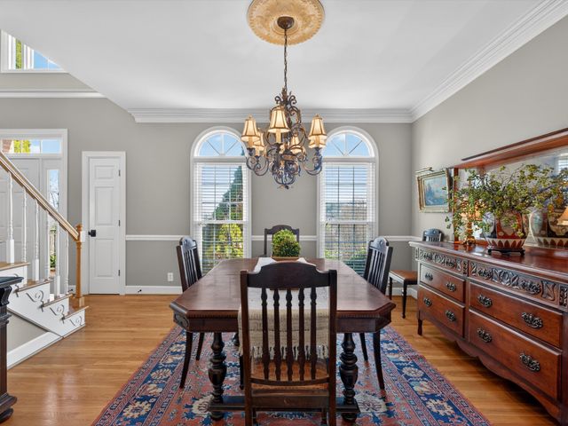 9450 Foothills Ct, Brentwood, TN 37027