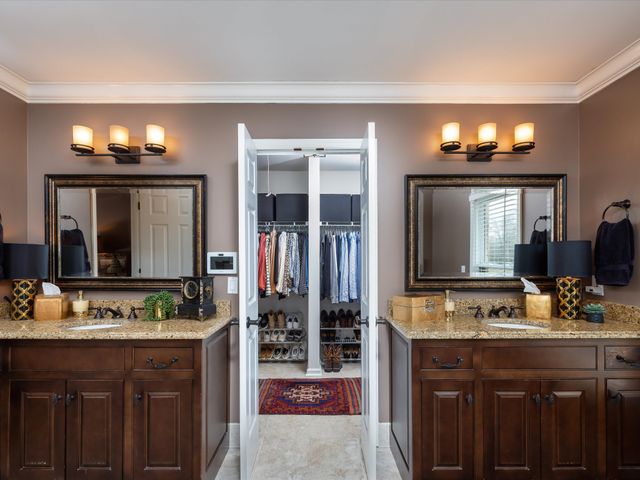 9450 Foothills Ct, Brentwood, TN 37027