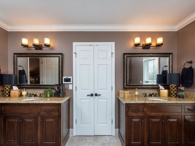 9450 Foothills Ct, Brentwood, TN 37027