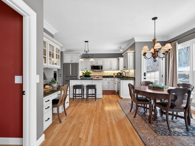 9450 Foothills Ct, Brentwood, TN 37027