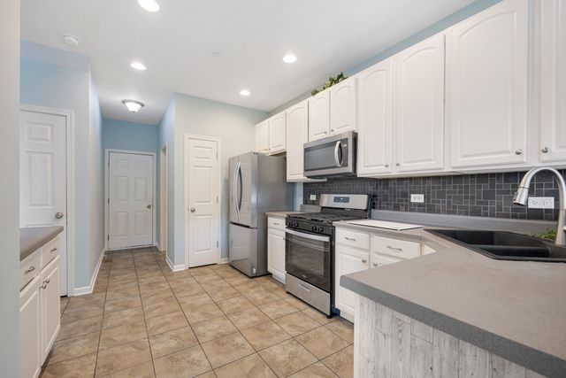 11970 Brunschon Lane, Huntley, IL 60142