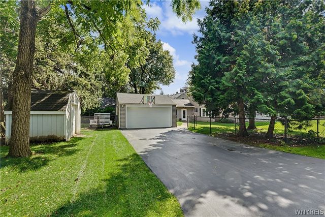4311 Wildwood Drive, Clarence, NY 14221