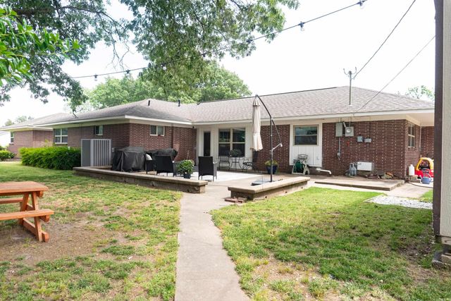 402 W Hoyle, Hazen, AR 72064
