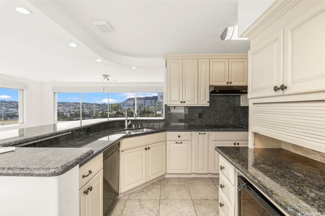 2547 Ala Wai Boulevard 1001, Honolulu, HI 96815