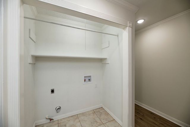 5624 Charlott Street, Fort Worth, TX 76112