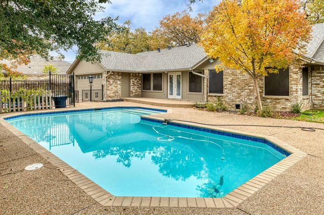 5624 Charlott Street, Fort Worth, TX 76112