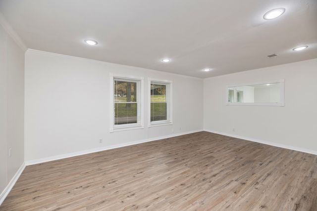 5624 Charlott Street, Fort Worth, TX 76112