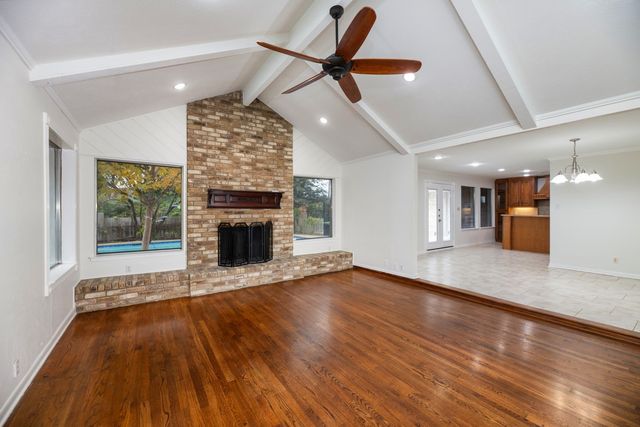 5624 Charlott Street, Fort Worth, TX 76112