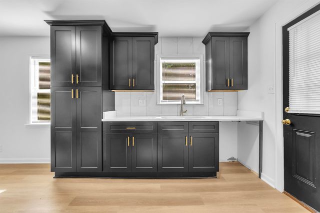 3215 UNIVERSITY ST, Memphis, TN 38127