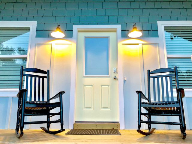 3877 Laurel St, St Augustine, FL 32084