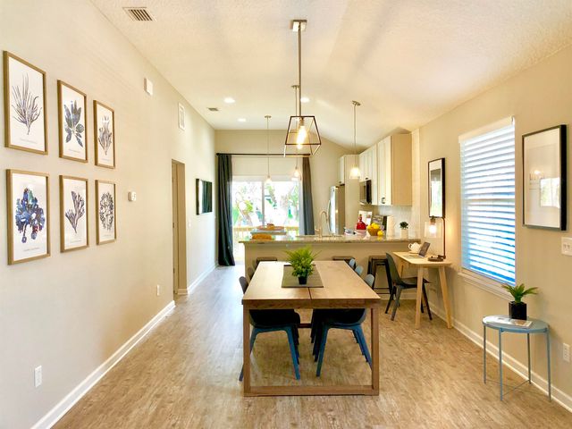 3877 Laurel St, St Augustine, FL 32084