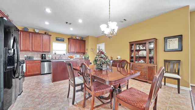 692 Casual Lane, League City, TX 77573
