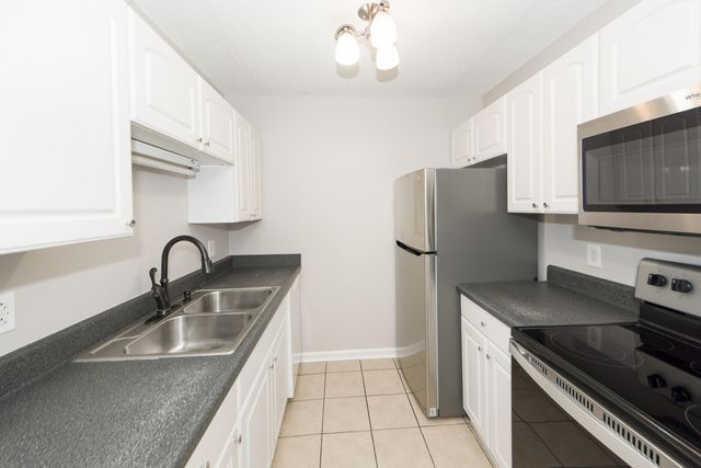 1303 Mathis Ferry Road, Mount Pleasant, SC 29464