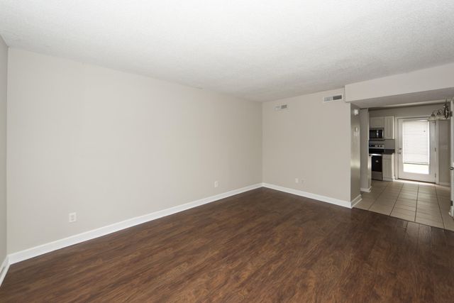 1303 Mathis Ferry Road, Mount Pleasant, SC 29464