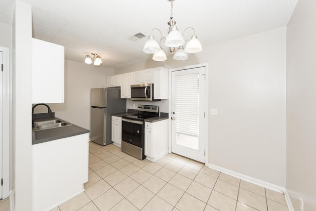 1303 Mathis Ferry Road, Mount Pleasant, SC 29464