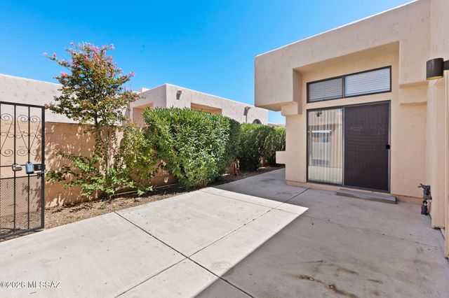3362 N Carrywood Drive, Tucson, AZ 85712
