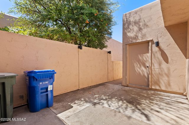 3362 N Carrywood Drive, Tucson, AZ 85712