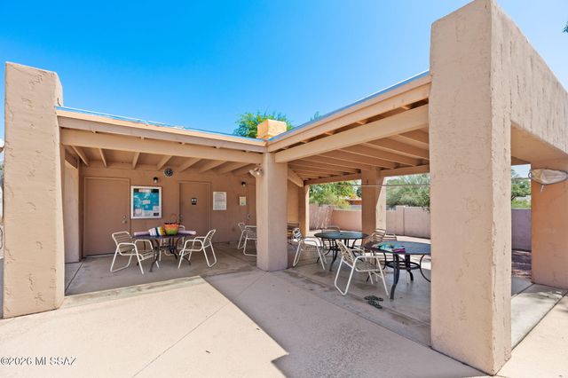 3362 N Carrywood Drive, Tucson, AZ 85712