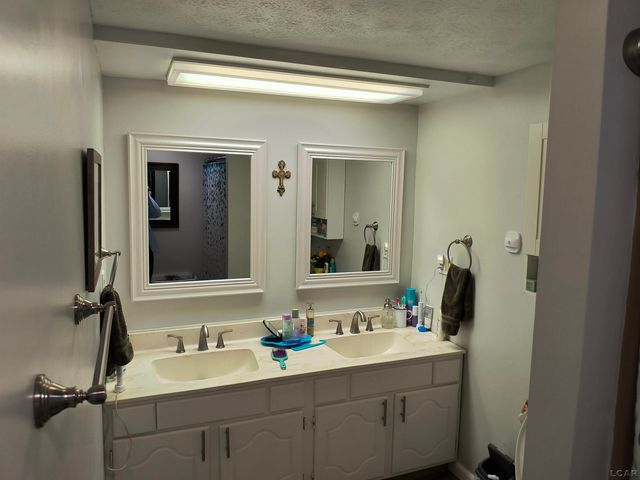 121 S King Street, Brooklyn, MI 49230