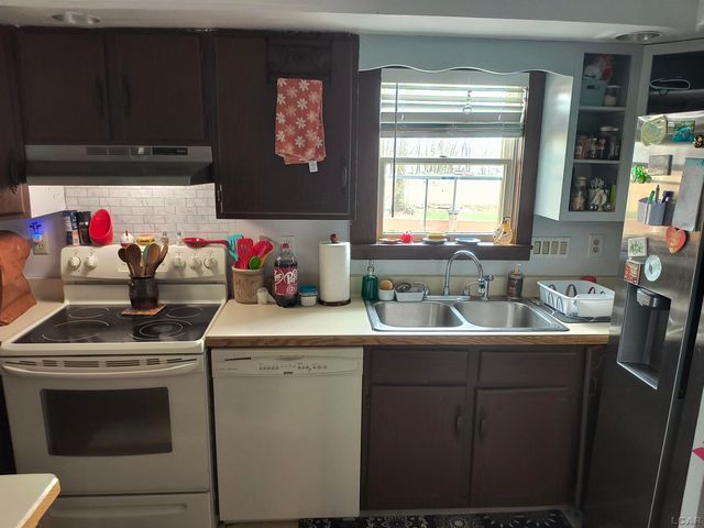 121 S King Street, Brooklyn, MI 49230