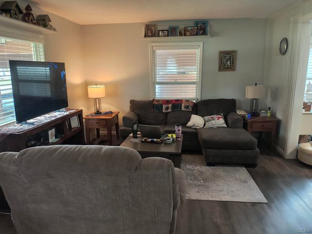 121 S King Street, Brooklyn, MI 49230
