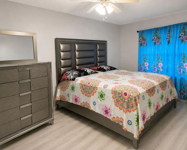 9780 PINEAPPLE TREE Drive 207, Boynton Beach, FL 33436