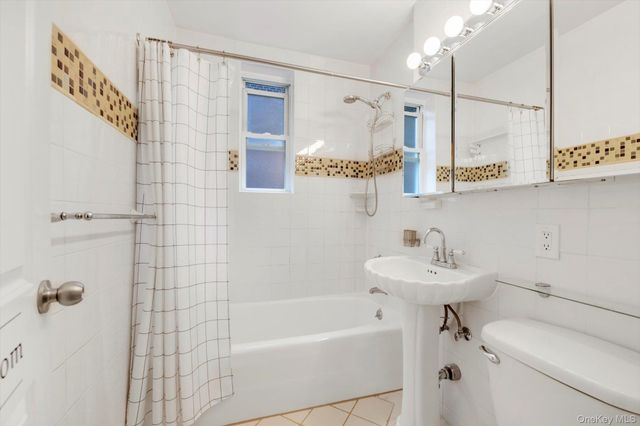 102-55 67 Drive 4A, Forest Hills, NY 11375