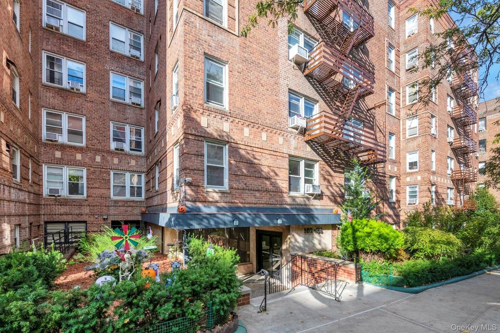 102-55 67 Drive 4A, Forest Hills, NY 11375