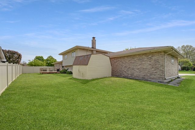 8218 170th Street, Tinley Park, IL 60477
