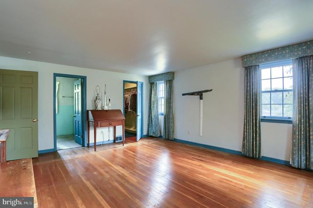 727 ARLINGTON RD, Camp Hill, PA 17011