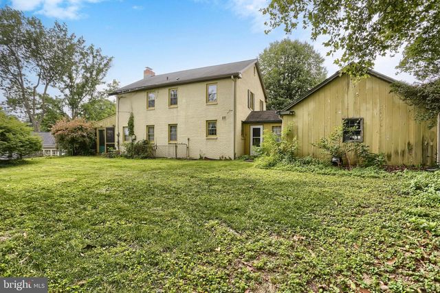 727 ARLINGTON RD, Camp Hill, PA 17011