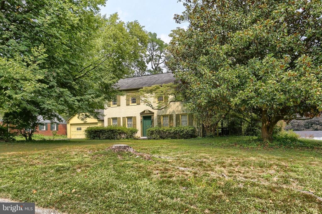 727 ARLINGTON RD, Camp Hill, PA 17011