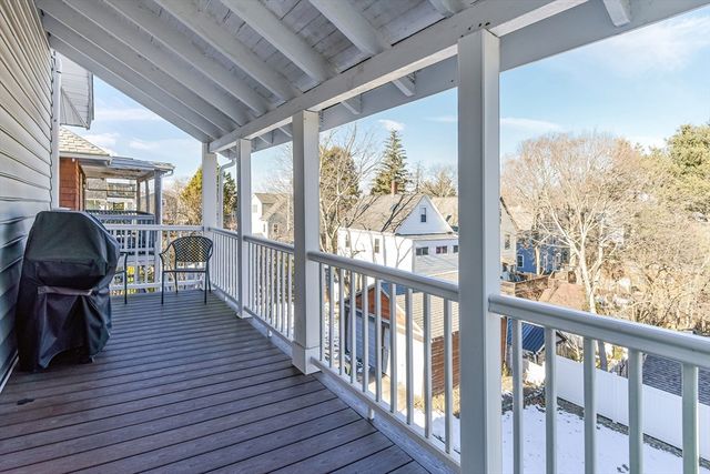 58 Metropolitan Ave 2, Boston, MA 02131